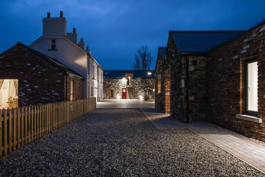 The Byre At Corrstown Village Portrush Exterior foto